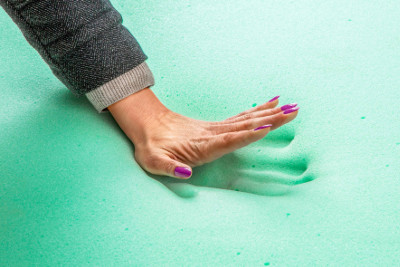 using an electric blanket with memory foam